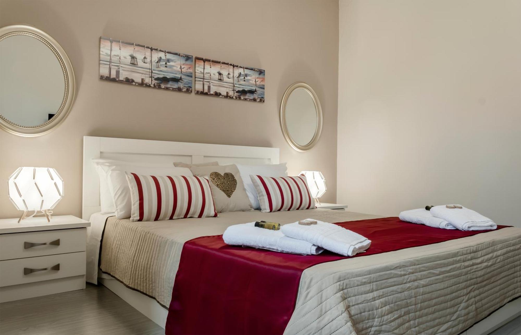 Sophia'S Castle View Apartment Ханья Экстерьер фото